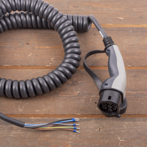 Laadkabel Type 2 naar open einde - 3x16A - 4 meter - Coiled - Basic Line