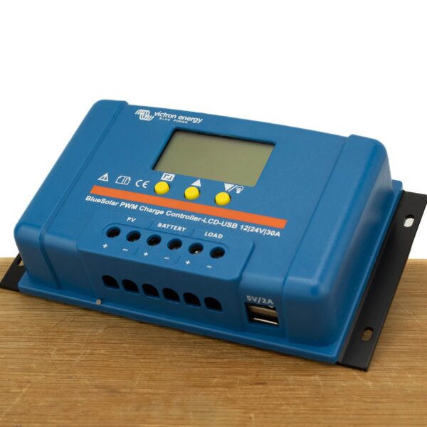 BlueSolar PWM 12/24V-30A LCD - USB