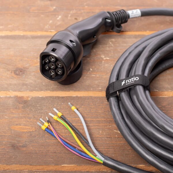 Laadkabel Type 2 naar open einde - 3x32A - 20 meter - E-Line