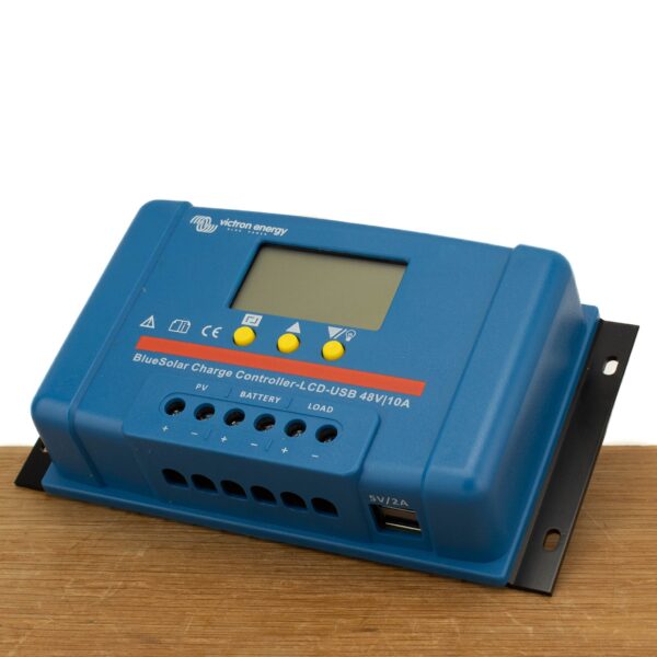 BlueSolar PWM 48V-10A LCD - USB