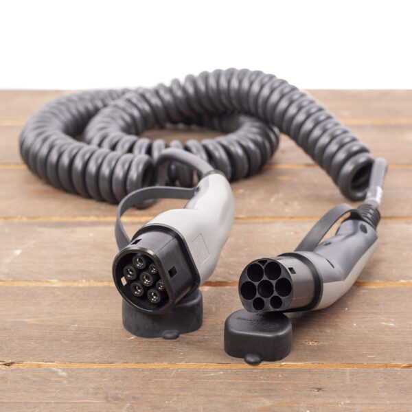 Basic Line Laadkabel type 2 naar type 2 - coiled - 3 fase 16A - 4 meter