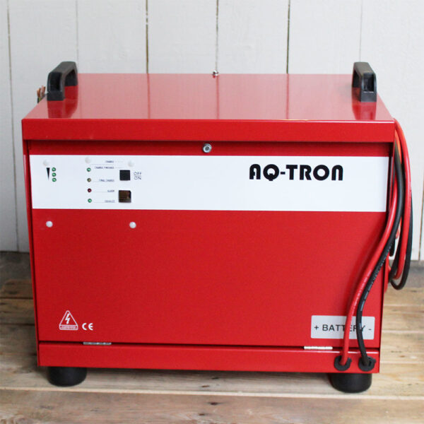 AQ24T100 Acculader 24V 100A Wa - 3 fase