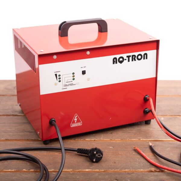AQ36M40 Acculader 36V 40A Wa