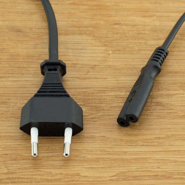 Voedingskabel / power cord C7 1.5M
