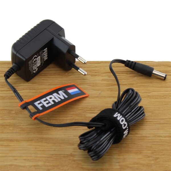CDA1095 Charger Adapter 12V 0.4A