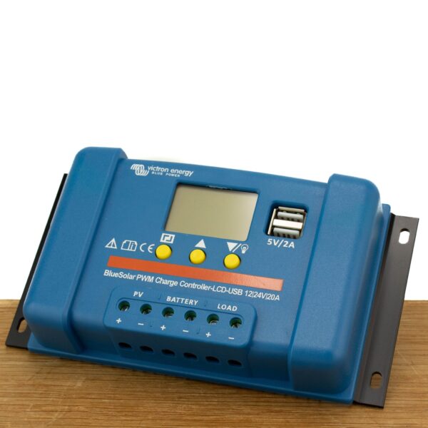 BlueSolar PWM 12/24V-20A LCD - USB