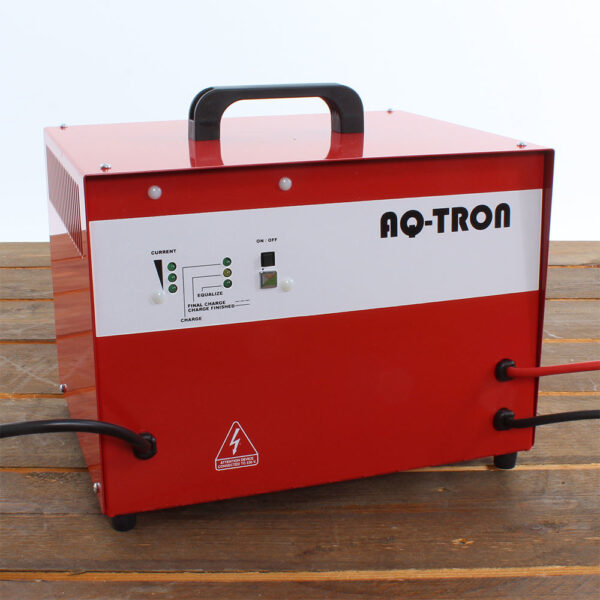 AQ24M30 Acculader 24V 30A Wa