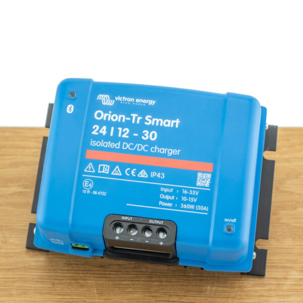Orion-Tr Smart 24/12-30A (360W) Geïsoleerd